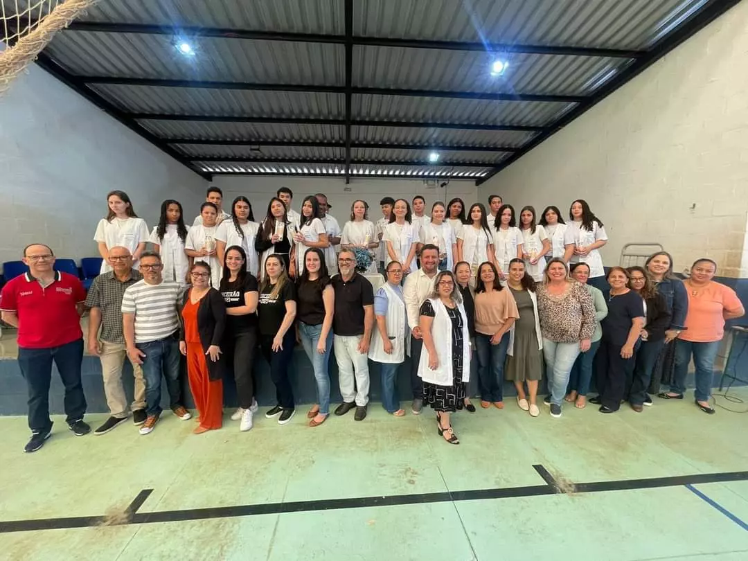 Coluna do professor Deoly: Uma Homenagem aos Educadores que constroem o Futuro